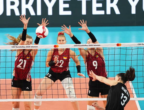 Hungary v Germany - CEV EuroVolley 2026 ISTANBUL, TURKIYE - AUGUST 25: Anett Nemeth (13) of Hungary in action against Lina Alsmeier (9) of Germany during the CEV EuroVolley 2026 Women Group A match between Hungary and Germany at Sinan Erdem Sports Hall, on August 25, 2026 in Istanbul, Turkiye. Esra Bilgin Anadolu Istanbul Turkey. Editorial use only. Please get in touch for any other usage.  Copyright: x2026xAnadoluxEsraxBilginx