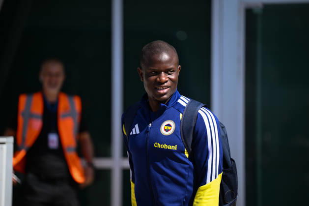 Fenerbahce arrives in Lyon LYON, FRANCE - AUGUST 25: Fenerbahce player N Golo Kante arrives in Lyon with the team ahead of their UEFA Champions League play-off second-leg match against French side Olympique Lyon on August 26, 2026, in Lyon, France. Arif Hudaverdi Yaman Anadolu Lyon France. Editorial use only. Please get in touch for any other usage.  Copyright: x2026xAnadoluxArifxHudaverdixYamanx