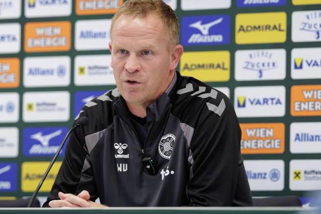 SOCCER - UEFA ECL, Rapid vs Hearts VIENNA,AUSTRIA,25.AUG.26 - SOCCER - UEFA Conference League, play-off, SK Rapid Wien vs Heart of Midlothian FC, preview, press conference, PK, Pressekonferenz Hearts. Image shows head coach Wouter Vrancken (Hearts).  GEPAxpictures xArminxRauthner
