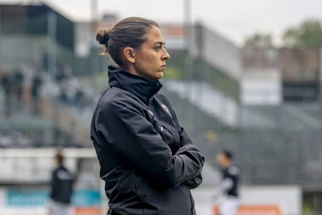 Burghausen, Deutschland 25. August 2026: Toto-Pokal - Bayerischer Landespokal - 2026 2027 - Achtelfinale - SV Wacker Burghausen gegen FC Ingolstadt 04 Im Bild: Trainerin Sabrina Wittmann (FCI) flatbuy-Stadion Bayern Copyright: xFotostandx xSchäferx