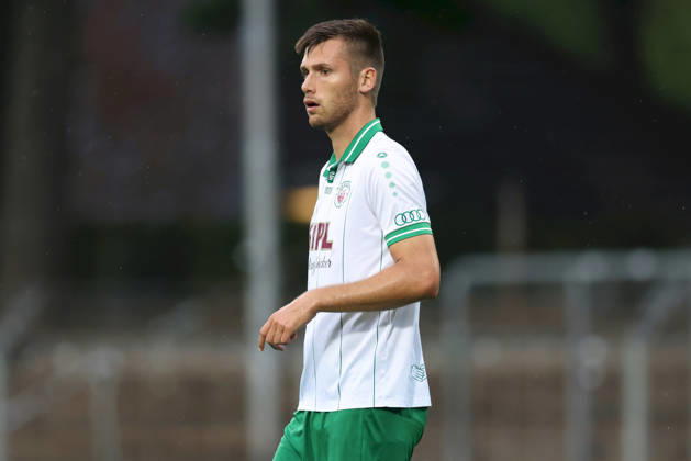 25.08.2026, Herren, Fussball, Saison 2026 2027, Bayerischer Totopokal, Achtelfinale: 1. FC Schweinfurt 1905 - VfB Eichstaett Bastian Bösl ( 5, VfB Eichstätt) Schweinfurt Sachs-Stadion Bayern Deutschland
