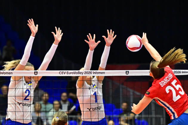 From left Diana Meliushkyna and Oleksandra Milenko of Ukraine and Monika Brancuska of Czech Republic in action during the Women s European Volleyball Championships Group B match Czech Republic vs Ukraine, on August 25, 2026, in Brno, Czech Republic. (CTKxPhoto VaclavxSalek) CTKPhotoP2026082505814  CTKPhotoP2026082505814