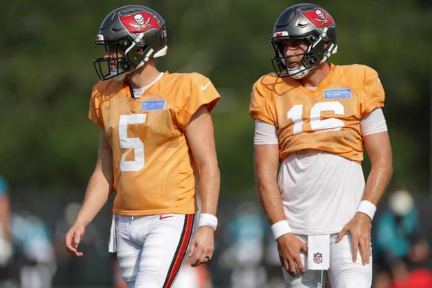 JACKSONVILLE, FL - AUGUST 25: Jake Browning 5 of the Tampa Bay Buccaneers and Connor Bazelak 16 of the Tampa Bay Buccaneers look on during the Jacksonville Jaguars joint practice with the Tampa Bay Buccaneers on August 25, 2026 at the Miller Electric Center in Jacksonville, Fl. (Photo by David Rosenblum Icon Sportswire) NFL, American Football Herren, USA AUG 25 Jaguars Training Camp EDITORIAL USE ONLY Icon260825250503