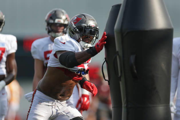 JACKSONVILLE, FL - AUGUST 25: Al-Quadin Muhammad 97 of the Tampa Bay Buccaneers works on a drill during the Jacksonville Jaguars joint practice with the Tampa Bay Buccaneers on August 25, 2026 at the Miller Electric Center in Jacksonville, Fl. (Photo by David Rosenblum Icon Sportswire) NFL, American Football Herren, USA AUG 25 Jaguars Training Camp EDITORIAL USE ONLY Icon260825250509