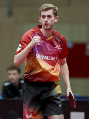 Cedric Meissner (TTC Schwalbe Bergneustadt) jubelt waehrend des Spiels der 1. Tischtennis-Bundesliga der Herren zwischen dem TTC Schwalbe Bergneustadt und dem TTC RhoenSprudel Fulda-Maberzell, Burstenhalle am 25. August 2026 in Bergneustadt, Deutschland. (Foto von Marco Steinbrenner DeFodi Images) +++ Cedric Meissner (TTC Schwalbe Bergneustadt) cheers during the 1st Men s Table tennis, Tischtennis Bundesliga match between TTC Schwalbe Bergneustadt and TTC RhoenSprudel Fulda-Maberzell at Burstenhalle on August 25, 2026 in Bergneustadt, Germany. (Photo by Marco Steinbrenner DeFodi Images) (Photo by Marco Steinbrenner DeFodi Images) -