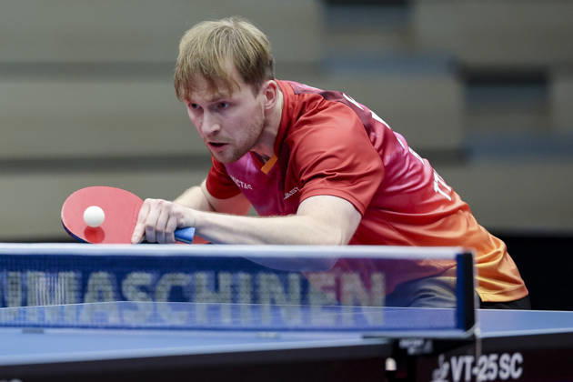 Benedikt Duda (TTC Schwalbe Bergneustadt) kontrolliert den Ball waehrend des Spiels der 1. Tischtennis-Bundesliga der Herren zwischen dem TTC Schwalbe Bergneustadt und dem TTC RhoenSprudel Fulda-Maberzell, Burstenhalle am 25. August 2026 in Bergneustadt, Deutschland. (Foto von Marco Steinbrenner DeFodi Images) +++ Benedikt Duda (TTC Schwalbe Bergneustadt) controls the ball during the 1st Men s Table tennis, Tischtennis Bundesliga match between TTC Schwalbe Bergneustadt and TTC RhoenSprudel Fulda-Maberzell at Burstenhalle on August 25, 2026 in Bergneustadt, Germany. (Photo by Marco Steinbrenner DeFodi Images) (Photo by Marco Steinbrenner DeFodi Images) -