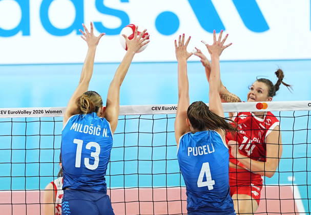 Poland v Slovenia - CEV EuroVolley 2026 ISTANBUL, TURKIYE - AUGUST 25: Monika Lampkowska (14) of Poland in action against Masa Pucelj (4) of Slovenia during the CEV EuroVolley 2026 Women Group A match between Poland and Slovenia at Sinan Erdem Sports Hall, on August 25, 2026, in Istanbul, Turkiye. Esra Bilgin Anadolu Istanbul Turkey. Editorial use only. Please get in touch for any other usage.  Copyright: x2026xAnadoluxEsraxBilginx