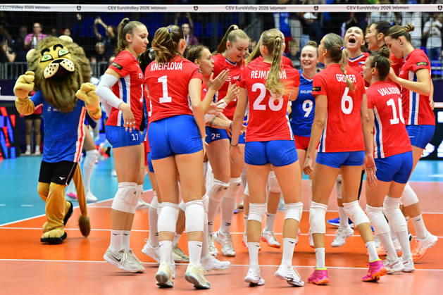 Czech players celebrate after winning the Women s European Volleyball Championships Group B match Czech Republic vs Ukraine, on August 25, 2026, in Brno, Czech Republic. (CTKxPhoto VaclavxSalek) CTKPhotoP2026082506373  CTKPhotoP2026082506373