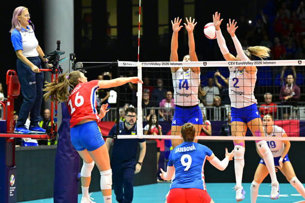 From left Michaela Mlejnkova and Daniela Jansova of Czech Republic, Daria Sharhorodska and Diana Meliushkyna of Ukraine in action during the Women s European Volleyball Championships Group B match Czech Republic vs Ukraine, on August 25, 2026, in Brno, Czech Republic. (CTKxPhoto VaclavxSalek) CTKPhotoP2026082506401  CTKPhotoP2026082506401