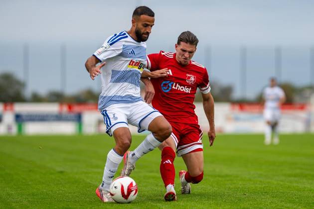Niederrheinpokal 1.FC Wülfrath - MSV Duisburg ** NUR FÜR REDAKTIONELLE ZWECKE ** EDITORIAL USE ONLY **<p>Fußball Niederrheinpokal 1.FC Wülfrath - MSV Duisburg am 25.08.26 in der IMS-Arena in Velbert Ramien Safi ( Duisburg ) Duisburg Copyright: JakobxKlos
