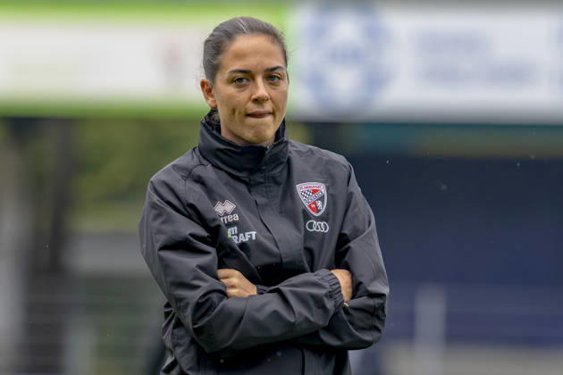 Burghausen, Deutschland 25. August 2026: Toto-Pokal - Bayerischer Landespokal - 2026 2027 - Achtelfinale - SV Wacker Burghausen gegen FC Ingolstadt 04 Im Bild: Trainerin Sabrina Wittmann (FCI) flatbuy-Stadion Bayern Copyright: xFotostandx xSchäferx