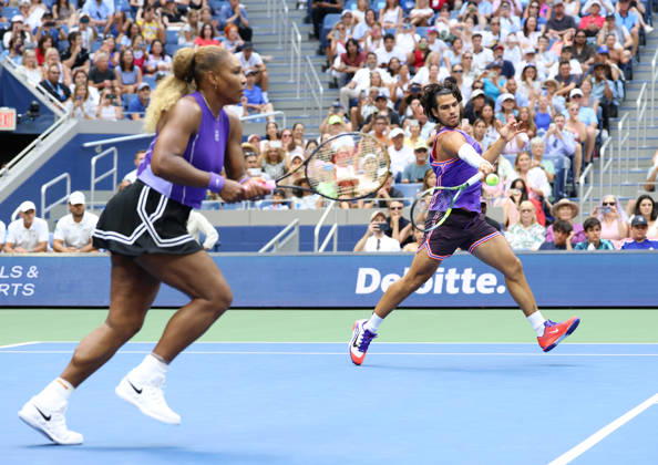 August 25, 2026, New York City, New York, USA: CARLOS ALCARAZ of Spain and SERENA WILLIAMS of USA during the match in the first round mixed doubles of US Open against E. Routliffe of New Zealand and L. Glasspool of Great Britain. New York, USA. New York City USA - ZUMAc278 20260825_zsp_c278_045 Copyright: xMarcinxCholewinskix