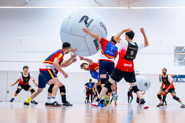 26.08.2026, GER, Kinball Kin-Ball, Frauen Maenner, Saison 26, European Cup 2026 International Open Erfurt Team Deutschland sind in ihrem ersten Spiel des Turniers auf Spanien sowie dem Switzerland getroffen. 99089 Erfurt Sporthalle Sportanlage Rieths Thüringen Deutschland