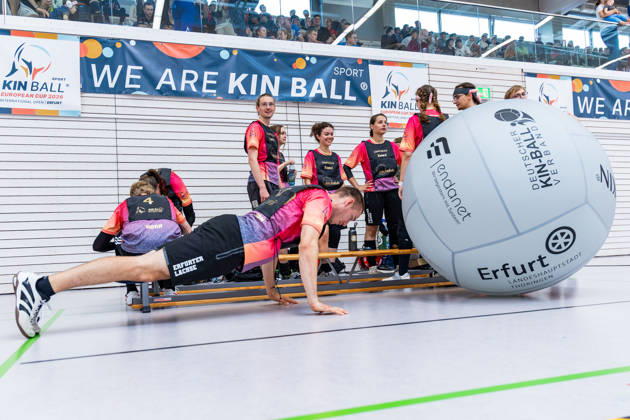 26.08.2026, GER, Kinball Kin-Ball, Frauen Maenner, Saison 26, European Cup 2026 International Open Erfurt Die Erfurter Lachse sind in ihrem ersten Spiel des Turniers auf die TSG Dissen sowie dem TSV Bobingen getroffen. 99089 Erfurt Sporthalle Sportanlage Rieths Thüringen Deutschland