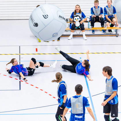 26.08.2026, GER, Kinball Kin-Ball, Frauen Maenner, Saison 26, European Cup 2026 International Open Erfurt Die Erfurter Lachse sind in ihrem ersten Spiel des Turniers auf die TSG Dissen sowie dem TSV Bobingen getroffen. 99089 Erfurt Sporthalle Sportanlage Rieths Thüringen Deutschland