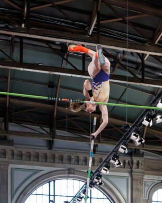 {event, {location}Zürich, Weltklasse_Zürich, Switzerland - 2026 August 26: während dem Weltklasse_Zürich im Hauptbahnhof, Stabhochsprung der Frauen, Weltklasse_Zürich-Zürich, am 26.08.2026, at Hauptbahnhof_Halle in Zürich, Switzerland, McNARTNEY Eliza (USA), das Bild fängt den Eindruck und die Stimmung des Moments ein beim Stabhochsprung der Frauen ein. Bild: Kobi Schenkel pics.ch Zürich Hauptbahnhof_Halle Switzerland
