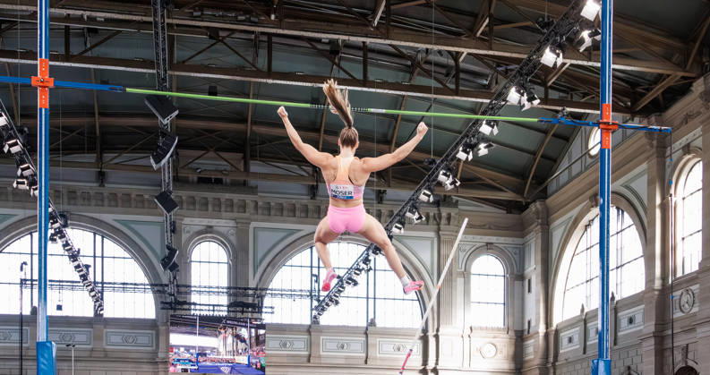 {event, {location}Zürich, Weltklasse_Zürich, Switzerland - 2026 August 26: während dem Weltklasse_Zürich im Hauptbahnhof, Stabhochsprung der Frauen, Weltklasse_Zürich-Zürich, am 26.08.2026, at Hauptbahnhof_Halle in Zürich, Switzerland, MOSER Angelika (SUI), das Bild fängt den Eindruck und die Stimmung des Moments ein beim Stabhochsprung der Frauen ein. Bild: Kobi Schenkel pics.ch Zürich Hauptbahnhof_Halle Switzerland