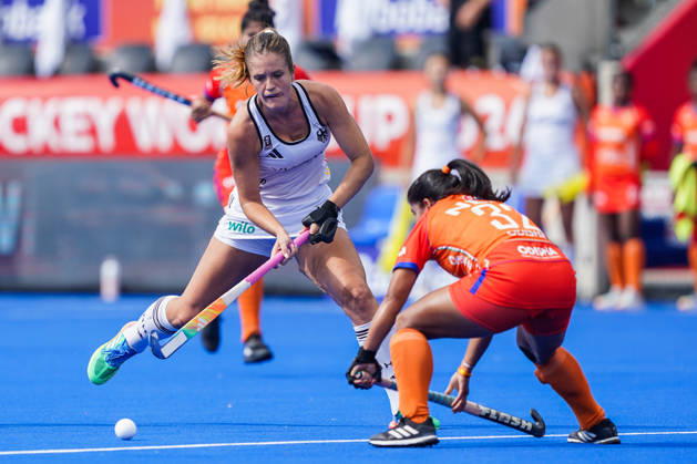 2026-08-27 India v Germany - FIH Hockey World Cup AMSTELVEEN, NETHERLANDS - AUGUST 27: Sonja Zimmermann of Germany, Neha of India during the FIH Hockey World Cup match between India and Germany at Wagener Stadion on August 27, 2026 in Amstelveen, Netherlands. Amstelveen Wagener Stadion Netherlands Content not available for redistribution in The Netherlands directly or indirectly through any third parties. Copyright: xAndrexWeeningx