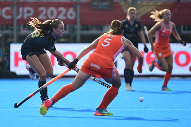 Belgium s Lisa Moors and Netherlands Lisa Post pictured in action during a Field hockey, Feldhockey game between Belgian national team, Nationalteam Red Panthers and Netherlands, at the women s 2026 Hockey World Cup, on Thursday 27 August 2026 in Amsterdam. The 2026 edition of the Hockey World Cup takes place in Belgium and The Netherlands from August 15 to August 30. DIRKxWAEM  x184500374x