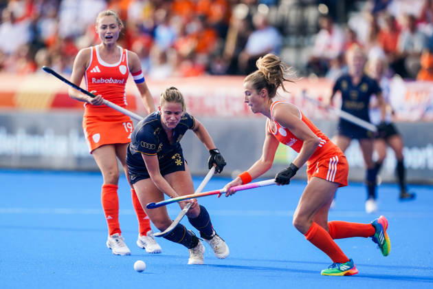 2026-08-27 Netherlands v Belgium - FIH Hockey World Cup AMSTELVEEN, NETHERLANDS - AUGUST 27: Xan de Waard of Netherlands during the FIH Hockey World Cup match between Netherlands and Belgium at Wagener Stadion on August 27, 2026 in Amstelveen, Netherlands. Amstelveen Wagener Stadion Netherlands Content not available for redistribution in The Netherlands directly or indirectly through any third parties. Copyright: xAndrexWeeningx