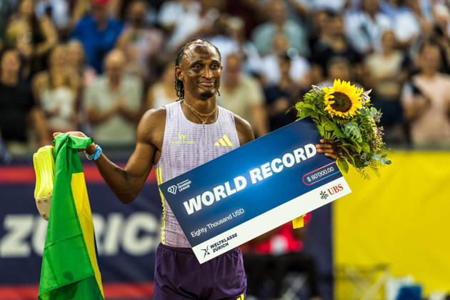 ZÜRICH, SWITZERLAND - AUGUST 27: World record for Alison Dos Santos of Brazil (BRA) in the 400 m hurdles at Diamond League: Weltklasse Zürich on August 27, 2026 in the Stadion Letzigrund, Zürich, Switzerland. Copyright: xUlfxSchillerx