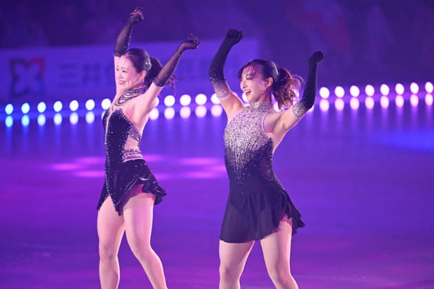 (L-R) Yuna Aoki, Kaori Sakamoto, AUGUST 27, 2026 - Figure skating, Eiskunstlauf : Friends on Ice 2026 at Shinyokohama Skate Center, Kanagawa, Japan. Noxthirdxpartyxsales  aflo_343326371 KenjiroxMatsuox