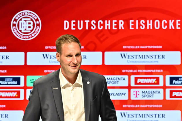 DEB Pressekonferenz; 27.08.2026 MUNICH, GERMANY - 27. AUGUST: im Bild der neue Eishockey Bundestrainer der deutschen Nationalmannschaft - Andre RANKEL auf der Pressekonferenz im SAP Garden in München Copyright: xBEAUTIFULxSPORTS Goldbergx