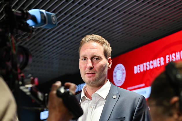 DEB Pressekonferenz; 27.08.2026 MUNICH, GERMANY - 27. AUGUST: im Bild der neue Eishockey Bundestrainer der deutschen Nationalmannschaft - Andre RANKEL auf der Pressekonferenz im SAP Garden in München Copyright: xBEAUTIFULxSPORTS Goldbergx