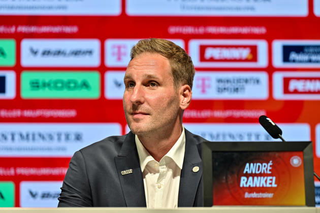 DEB Pressekonferenz; 27.08.2026 MUNICH, GERMANY - 27. AUGUST: im Bild der neue Eishockey Bundestrainer der deutschen Nationalmannschaft - Andre RANKEL auf der Pressekonferenz im SAP Garden in München Copyright: xBEAUTIFULxSPORTS Goldbergx