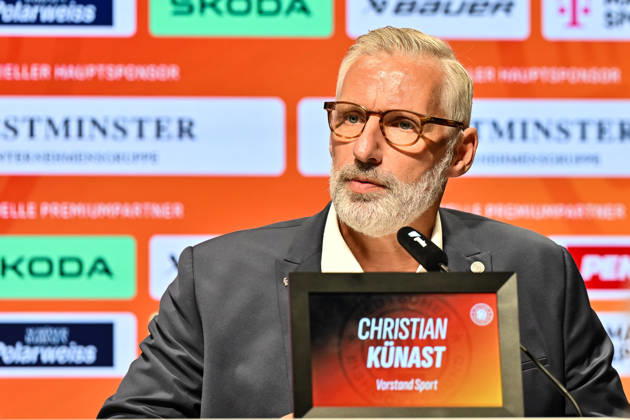 DEB Pressekonferenz; 27.08.2026 MUNICH, GERMANY - 27. AUGUST: im Bild der Vorstand des DEB - Christian KÜNAST auf der Pressekonferenz im SAP Garden in München Copyright: xBEAUTIFULxSPORTS Goldbergx
