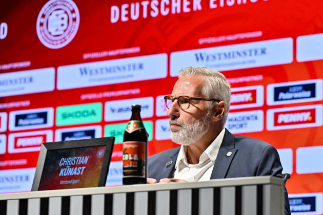 DEB Pressekonferenz; 27.08.2026 MUNICH, GERMANY - 27. AUGUST: im Bild der Vorstand des DEB - Christian KÜNAST auf der Pressekonferenz im SAP Garden in München Copyright: xBEAUTIFULxSPORTS Goldbergx