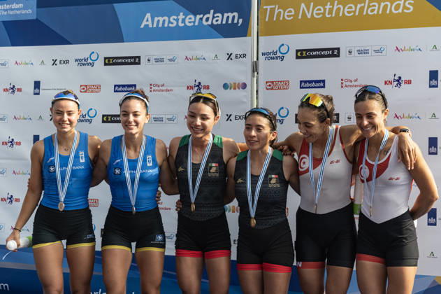 Amsterdam The Netherlands 27th August 2026 2026 World Rowing Championships on the Bosbaan in Amsterdam Lightweight Women s Double Sculls Final (Final) Medal ceremony. Silver medal winners. Paschalina Mouratidou and Gavriela Lioliou (GRE) Gold medal winners Aylin Maryah Ibarra Maduena and Melissa Marquez (MEX) Bronze medal winners Khadija Krimi and Selma Dhaouadi (TUN) watersport,
