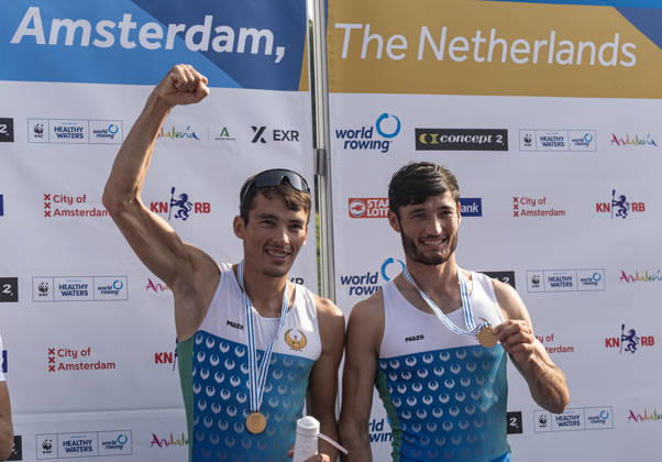 Amsterdam The Netherlands 27th August 2026 2026 World Rowing Championships on the Bosbaan in Amsterdam Lightweight Men s Double Sculls Final A (Final) Medal ceremony Shakhzod Nurmatov and Sobirjon Safaroliyev (UZB) win gold watersport,