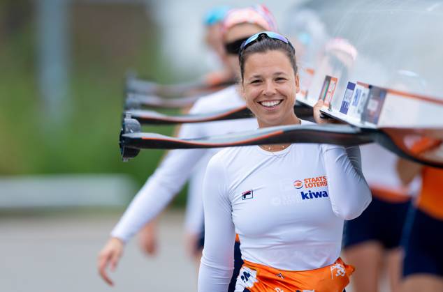 AMSTERDAM - Bente Paulis with the women s eight during a training session on the fifth day of the World Rowing Championships at the Bosbaan in the Amsterdam Forest. IRIS VAN DEN BROEK ANP xVIxANPxSportx xxANPxIVx 566422085 originalFilename: 566422085.jpg