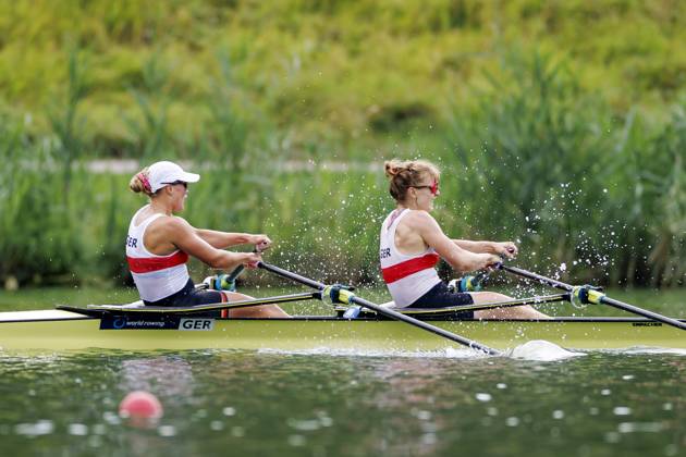 AMSTERDAM - Lisa Gutfleisch and Sarah Wibberenz (GER) during the B-final of the women s double sculls on the fifth day of the World Rowing Championships at the Bosbaan in the Amsterdam Forest. IRIS VAN DEN BROEK ANP xVIxANPxSportx xxANPxIVx 566428856 originalFilename: 566428856.jpg