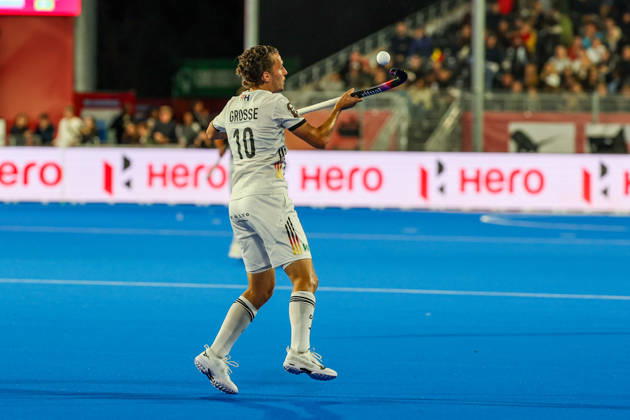 Feldhockey, FIH Hockey World Cup 2026 men, Deutschland vs. Argentinien Johannes Große (GER 10) bei der Annahme eines Schlenzballs Wavre Belfius Hockey Arena Belgien Copyright: xSusannexBreithauptx
