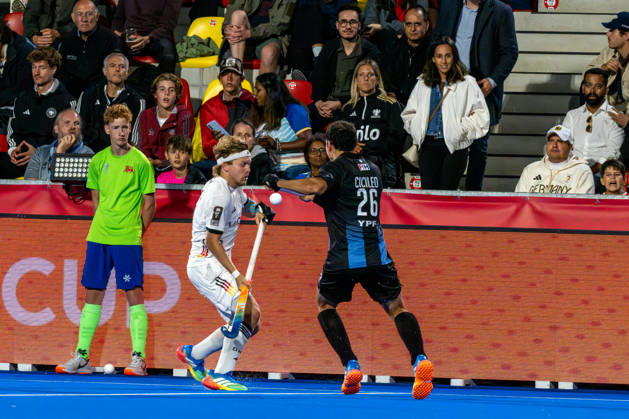 FIH Hockey World Cup 2026 - Men s Semi-Final - Germany v Argentina 2-0 Wavre, Belgien, 28 August 2026: Michel Struthoff, 21, Germany Nicolas Cicileo, 26, Argentina during the men s semi-final between Germany and Argentina at the FIH Hockey World Cup Belgium & Netherlands 2026 at Belfius Hockey Arena in Wavre, Belgium. Photo: Axel Kaste AK Photography. Wavre Belfius Hockey Arena Walloon Brabant Belgium