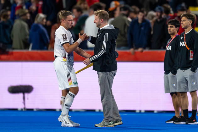 FIH Hockey World Cup 2026 - Men s Semi-Final - Germany v Argentina 2-0 Wavre, Belgien, 28 August 2026: Hannes Müller, 25, Germany AndrÃ Henning, Cheftrainer during the men s semi-final between Germany and Argentina at the FIH Hockey World Cup Belgium & Netherlands 2026 at Belfius Hockey Arena in Wavre, Belgium. Photo: Axel Kaste AK Photography. Wavre Belfius Hockey Arena Walloon Brabant Belgium
