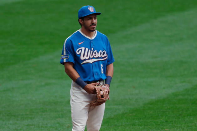 August 28, 2026, Milwaukee, Wisconsin, USA: Milwaukee Brewers third baseman DAVID HAMILTON (6) in a baseball game, Friday, Aug. 28, 2026, in Milwaukee, Wisconsin. Milwaukee USA - ZUMAa325 20260828_zsa_a325_007 Copyright: xDavidxBalleringxIix