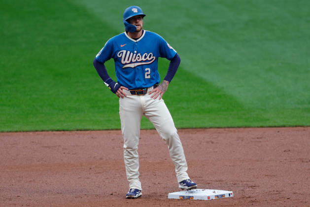 August 28, 2026, Milwaukee, Wisconsin, USA: Milwaukee Brewers second baseman BRICE TURANG (2) in a baseball game, Friday, Aug. 28, 2026, in Milwaukee, Wisconsin. MLB, Baseball Herren, USA 2026 - Rangers 1:6 Brewers - ZUMAa325 20260828_zsa_a325_011 Copyright: xDavidxBalleringxIix