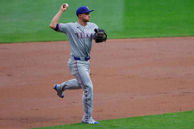 August 28, 2026, Milwaukee, Wisconsin, USA: Texas Rangers shortstop COREY SEAGER (5) throws to first during the first inning in a baseball game, Friday, Aug. 28, 2026, in Milwaukee, Wisconsin. MLB, Baseball Herren, USA 2026 - Rangers 1:6 Brewers - ZUMAa325 20260828_zsa_a325_018 Copyright: xDavidxBalleringxIix
