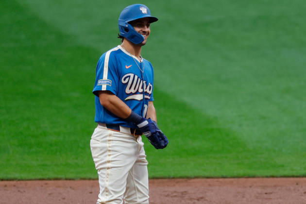 August 28, 2026, Milwaukee, Wisconsin, USA: Milwaukee Brewers right fielder SAL FRELICK (10) in a baseball game, Friday, Aug. 28, 2026, in Milwaukee, Wisconsin. MLB, Baseball Herren, USA 2026 - Rangers 1:6 Brewers - ZUMAa325 20260828_zsa_a325_025 Copyright: xDavidxBalleringxIix