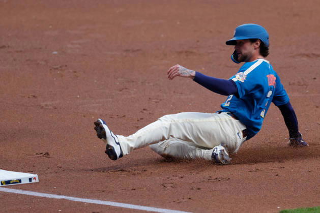 August 28, 2026, Milwaukee, Wisconsin, USA: Milwaukee Brewers second baseman BRICE TURANG (2) slides into third base in a baseball game, Friday, Aug. 28, 2026, in Milwaukee, Wisconsin. Milwaukee USA - ZUMAa325 20260828_zsa_a325_024 Copyright: xDavidxBalleringxIix
