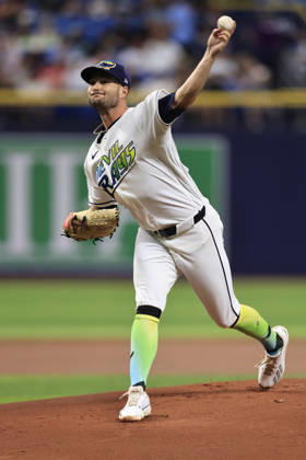 August 28, 2026, St. Petersburg, Florida, USA: Tampa Bay Rays starting pitcher Shane McClanahan (18) delivers a pitch during an MLB, Baseball Herren, USA game against the San Diego Padres on August 28, 2026 at Tropicana Field. The Rays beat the Padres 9-4. St. Petersburg USA - ZUMAh180 20260828_zsp_h180_011 Copyright: xKimxHukarix