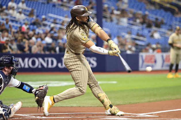 August 28, 2026, St. Petersburg, Florida, USA: San Diego Padres right fielder Fernando Tatis Jr. (23) grounds out to Tampa Bay Rays starting pitcher Shane McClanahan (18) during an MLB, Baseball Herren, USA game on August 28, 2026 at Tropicana Field. The Rays beat the Padres 9-4. St. Petersburg USA - ZUMAh180 20260828_zsp_h180_013 Copyright: xKimxHukarix