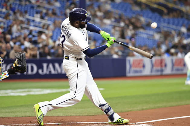 August 28, 2026, St. Petersburg, Florida, USA: Tampa Bay Rays third baseman Junior Caminero (13) flies out to San Diego Padres right fielder Fernando Tatis Jr. (23) during an MLB, Baseball Herren, USA game on August 28, 2026 at Tropicana Field. The Rays beat the Padres 9-4. St. Petersburg USA - ZUMAh180 20260828_zsp_h180_017 Copyright: xKimxHukarix