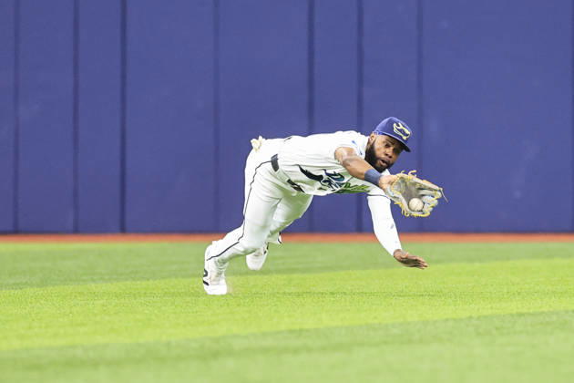 August 28, 2026, St. Petersburg, Florida, USA: Tampa Bay Rays center fielder Cedric Mullins (31) catches a line drive off the bat of San Diego Padres left fielder Luis Rengifo (21) during an MLB, Baseball Herren, USA game on August 28, 2026 at Tropicana Field. The Rays beat the Padres 9-4. St. Petersburg USA - ZUMAh180 20260828_zsp_h180_018 Copyright: xKimxHukarix