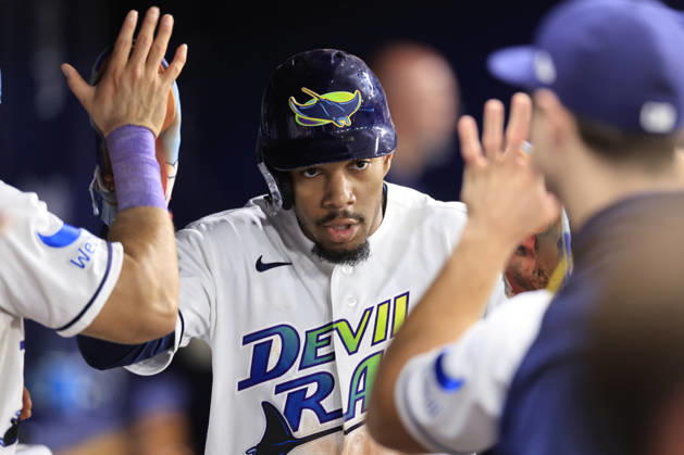 August 28, 2026, St. Petersburg, Florida, USA: Tampa Bay Rays left fielder Chandler Simpson (14) gets high fives in the dugout after scoring during an MLB, Baseball Herren, USA game against the San Diego Padres on August 28, 2026 at Tropicana Field. The Rays beat the Padres 9-4. St. Petersburg USA - ZUMAh180 20260828_zsp_h180_032 Copyright: xKimxHukarix