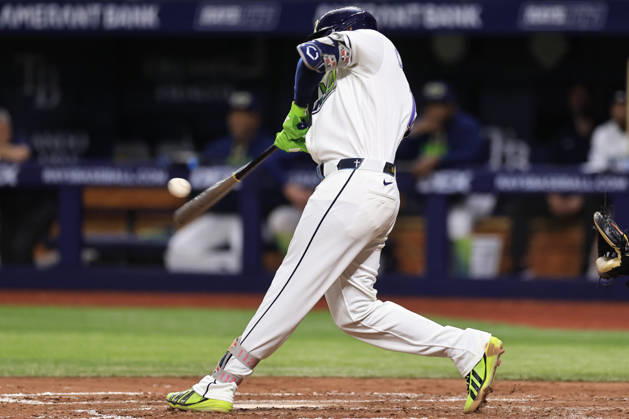 August 28, 2026, St. Petersburg, Florida, USA: Tampa Bay Rays third baseman Junior Caminero (13) fouls off a pitch during an MLB, Baseball Herren, USA game against the San Diego Padres on August 28, 2026 at Tropicana Field. The Rays beat the Padres 9-4. St. Petersburg USA - ZUMAh180 20260828_zsp_h180_089 Copyright: xKimxHukarix
