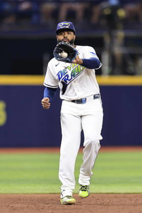 August 28, 2026, St. Petersburg, Florida, USA: Tampa Bay Rays third baseman Junior Caminero (13) catches a ball during an MLB, Baseball Herren, USA game against the San Diego Padres on August 28, 2026 at Tropicana Field. The Rays beat the Padres 9-4. St. Petersburg USA - ZUMAh180 20260828_zsp_h180_100 Copyright: xKimxHukarix